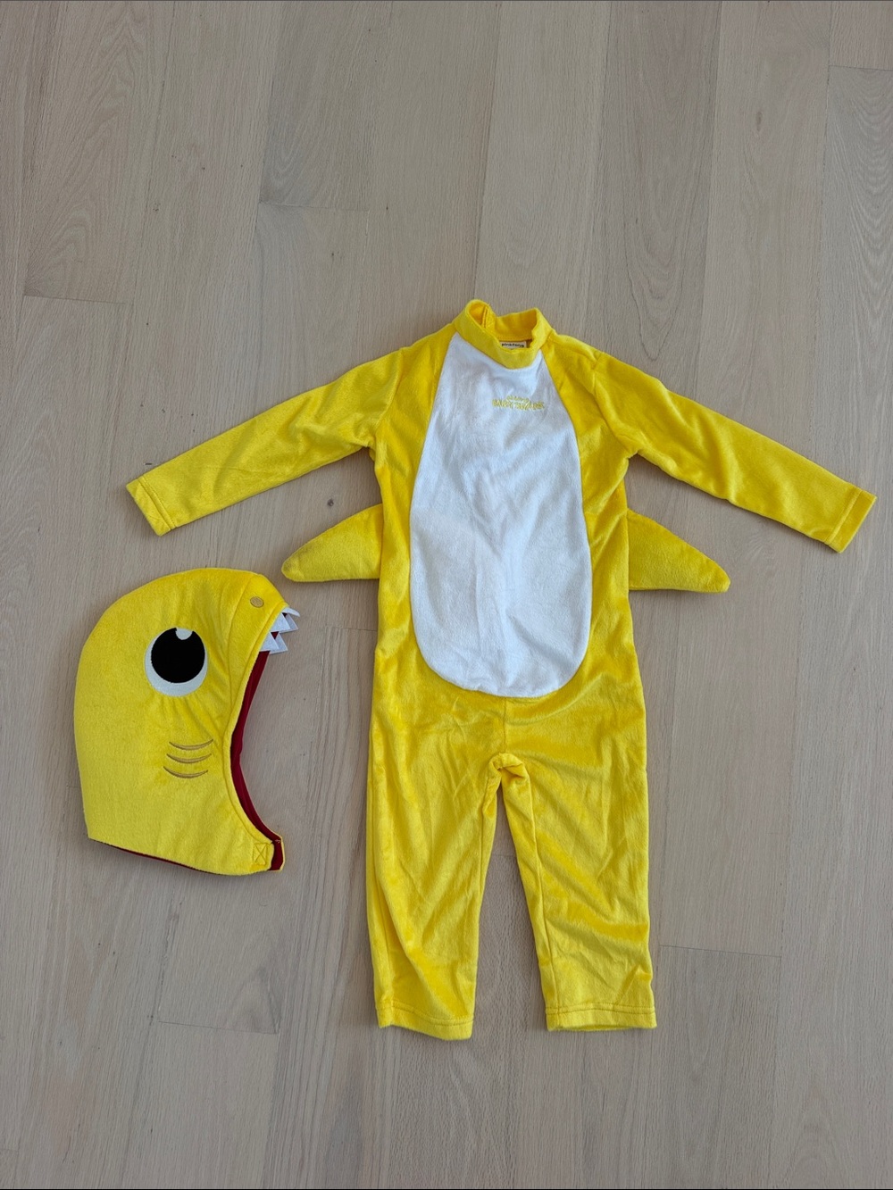 Pinkfong Baby Shark Costume - Soft One-Piece Outfit Size 2T Halloween 🎃